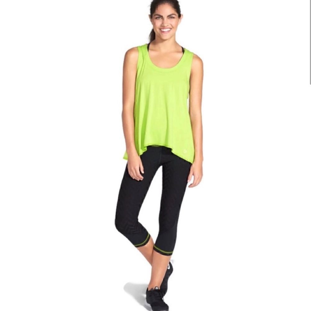 Trina Turk Jet Set Jacquard Workout Capris Sz XS
